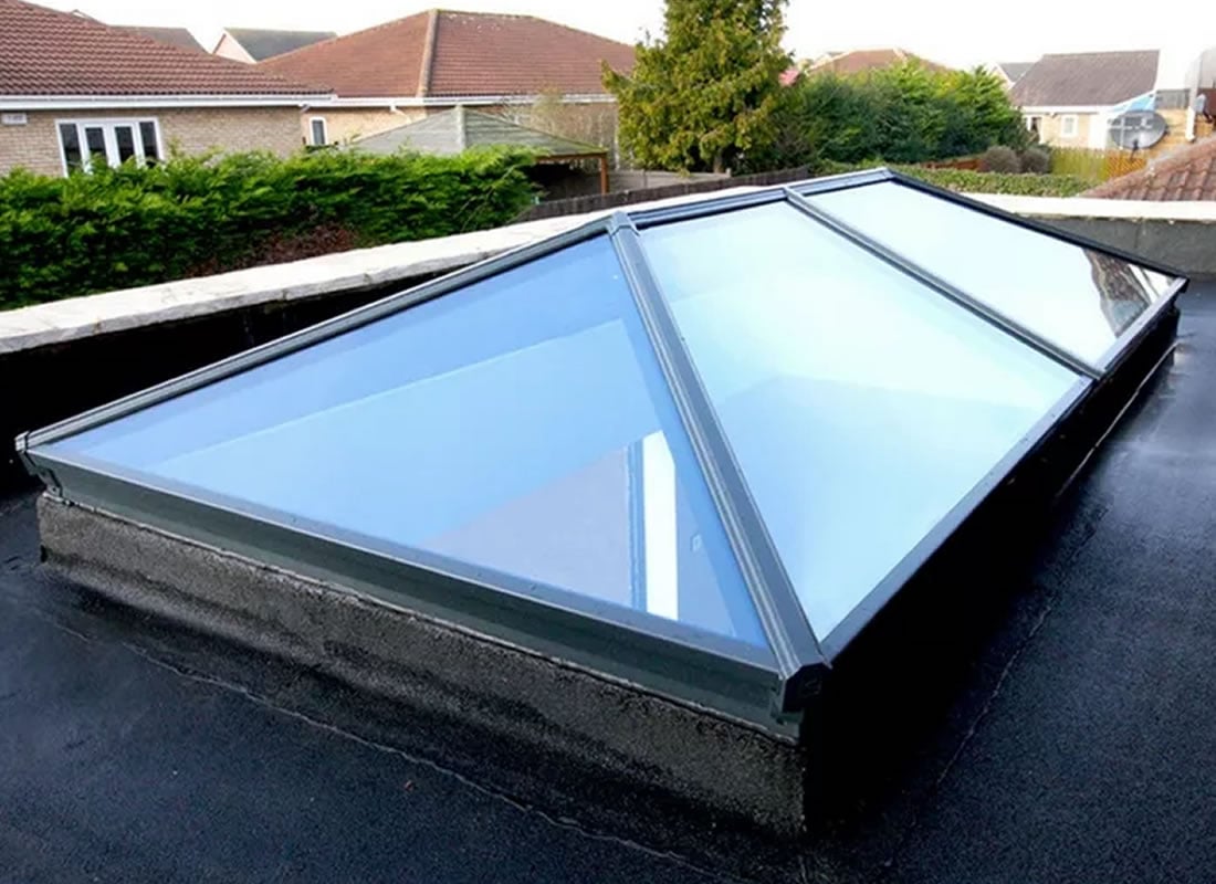 Explore the Advantages of Roof Lanterns and Roof Lights