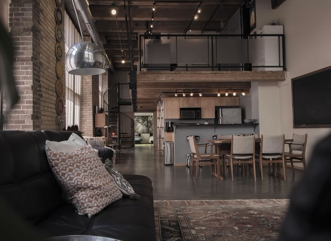 How to Incorporate Industrial Elements into Home Decor